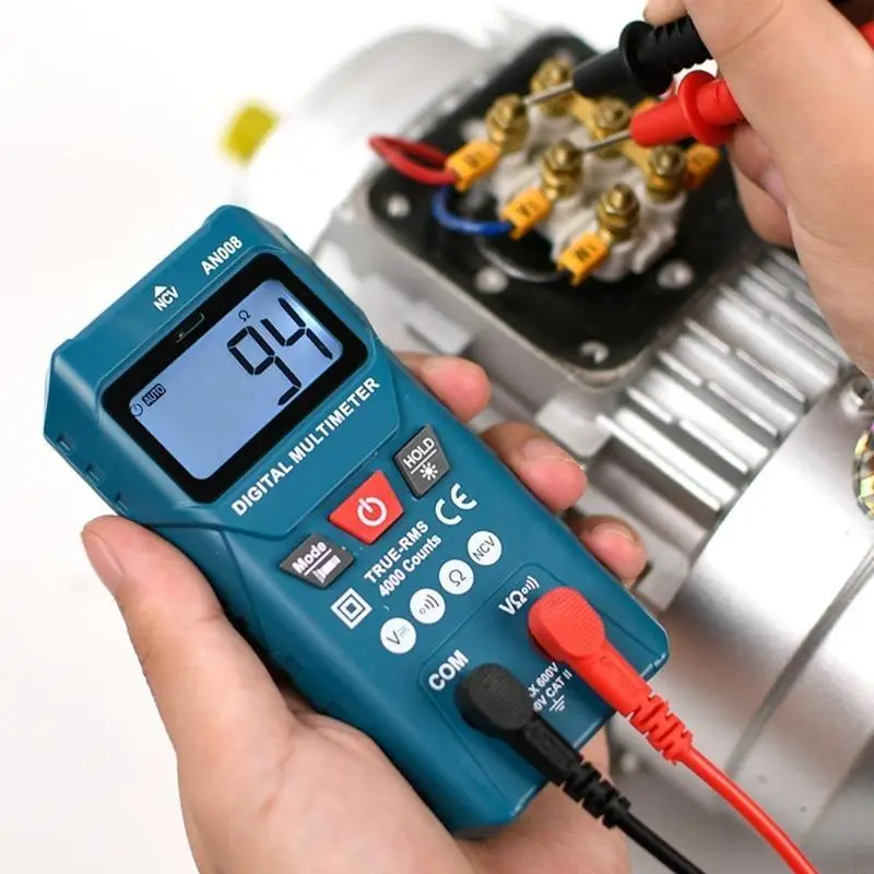 Hochvorbereitete digitales Multimeter mit Sicherheitsfunktionen – Bild 2