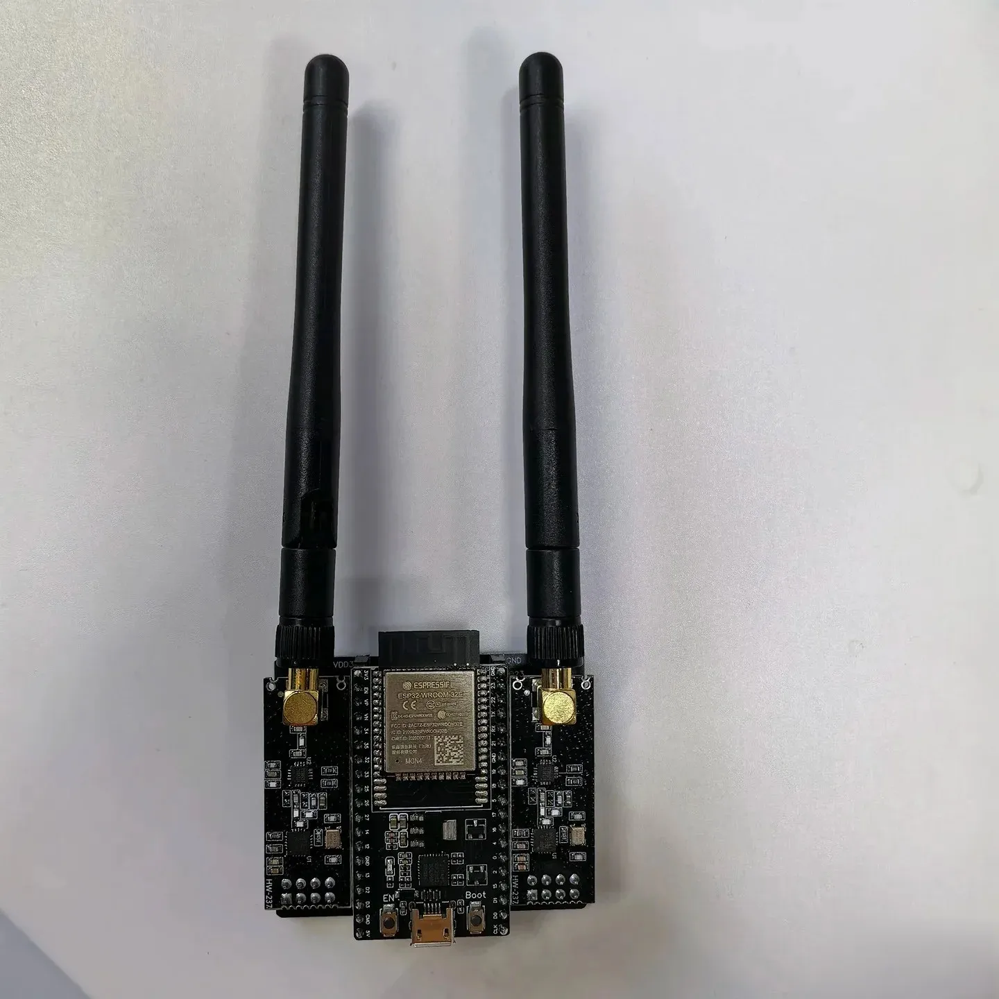 ESP32 DevKitC Entwicklungsboard NRF24L01 PA LNA 2,4GHz Funkmodul, Bluetooth-kompatibler Signalverstärker