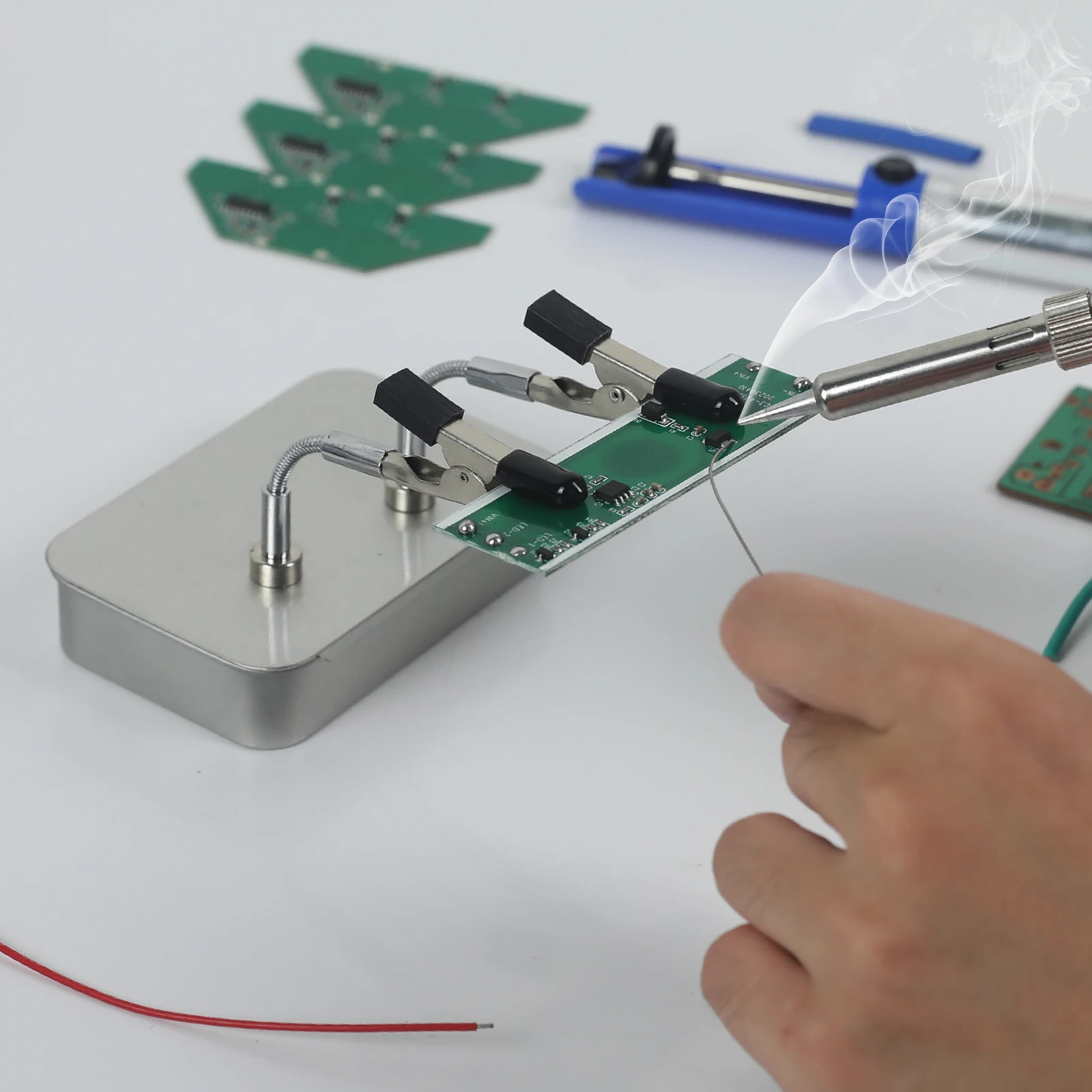 4/2-Arm Magnetische Löt-Hilfszange, Flexible Dritte Hand, PCB-Klemme – Bild 2